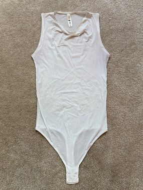 Light Pink Sleeveless V-Neck Bodysuit
